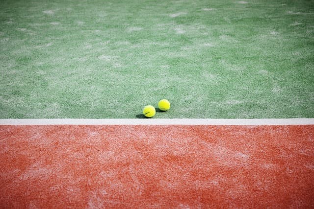 Comment Analyser le Style de Jeu des Étoiles du Tennis